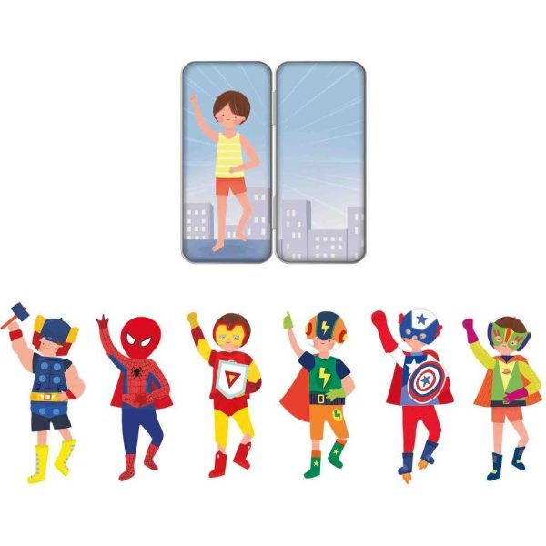 Igra Apli superheroj kombiniranje različitih komada odjeće i ukrasnih elemenata 19709