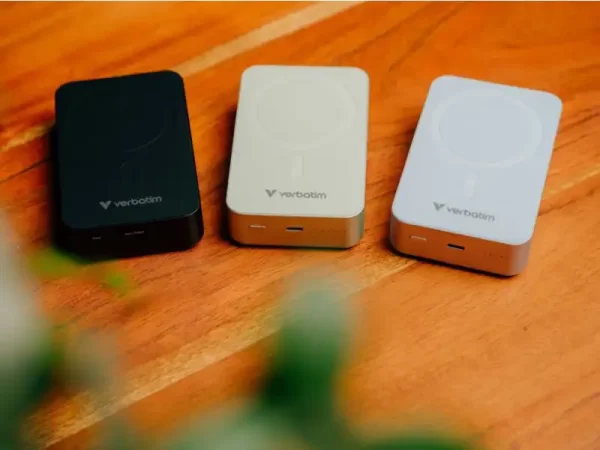 Verbatim Charge 'n' Go Essentials 20000mAh Powerbank Magnetic Wireless 15/35W, crni - Slika 2