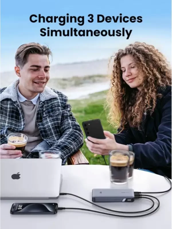 UGREEN prijenosni punjač (Powerbank) 20000mAh, 100W brzo punjenje, 2×USB-C+1×USB-A, PD 3.0+QC 3.0, srebrni - Slika 2