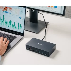 Verbatim CDS-17 portni USB-C Pro Docking Station HDMI do 8K | 2 x HDMI do 4K | 2 x DP | RJ45 | USB-A 3.2 | 2 x USB-A 3.0 | 2 x USB-A 2.0 | USB-C® 3.2 | SD | microSD | Audio | DC napajanje,32172