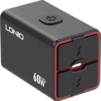 PUNJAČ ZA MOTOCIKLE C108 BRZI 60W USB C 30W+USB A 30W PD QC3,0 CRNI