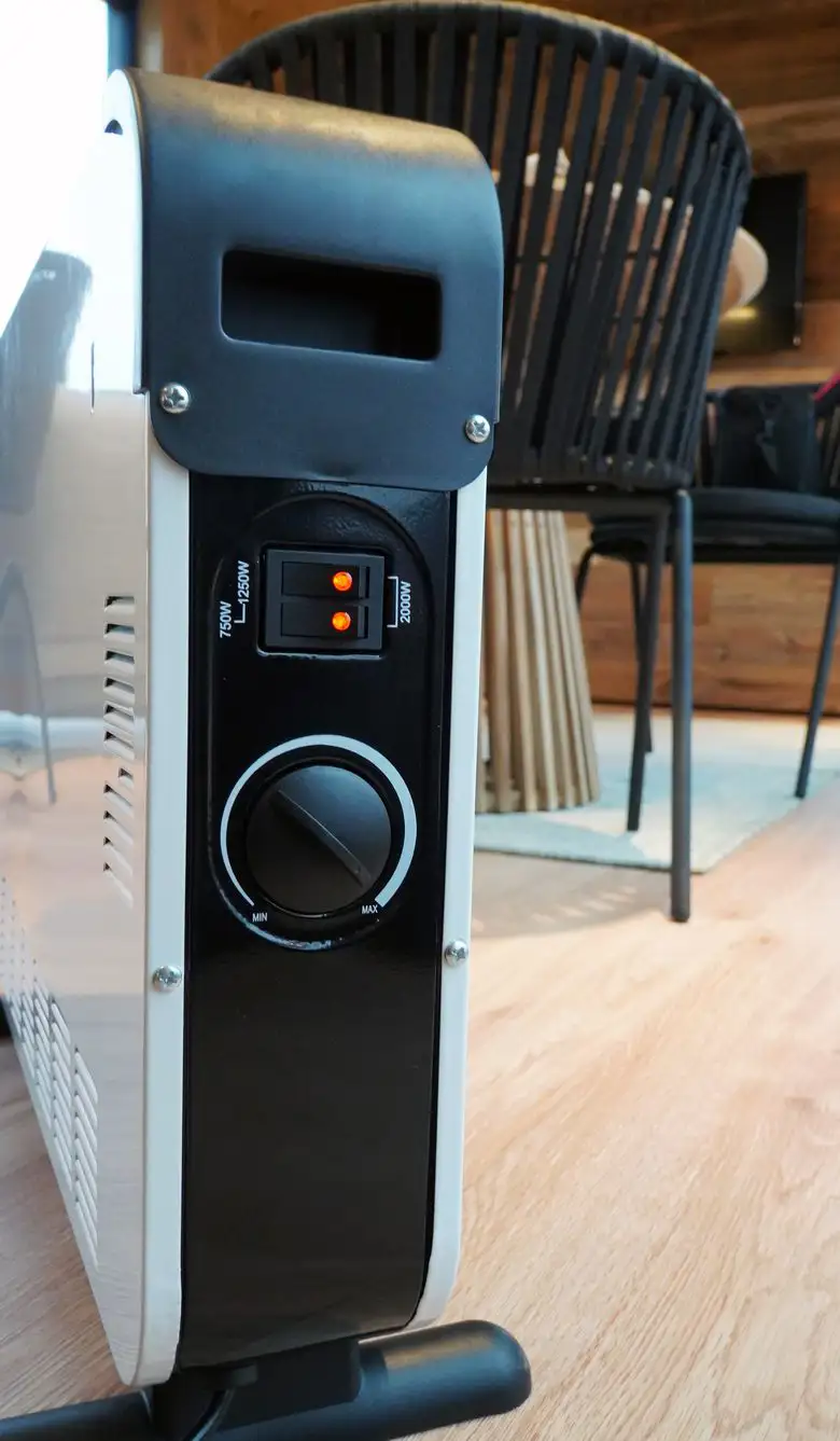 BLAUPUNKT KONVEKCIJSKA GRIJALICA HCO301 - Slika 2
